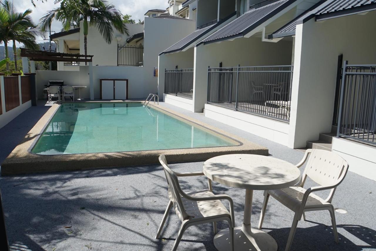 Airlie Seaview Apartments Airlie Beach Exterior foto