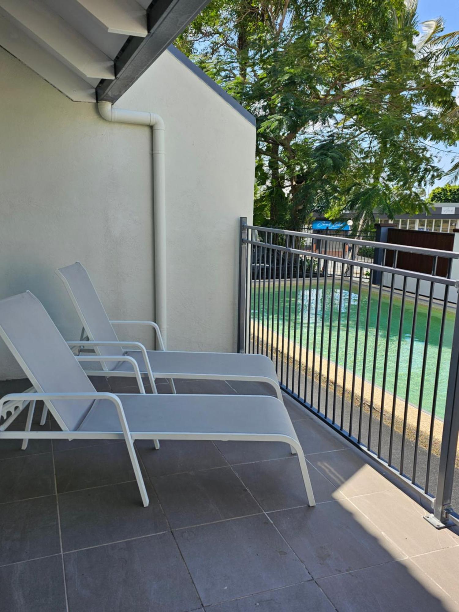 Airlie Seaview Apartments Airlie Beach Exterior foto